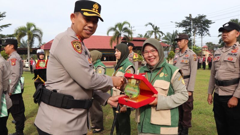 Sukseskan Ketahanan Pangan dan Tingkatkan Citra Polri, Kapolres Musi Rawas Beri Penghargaan Puluhan Personel dan Penyuluh Pertanian