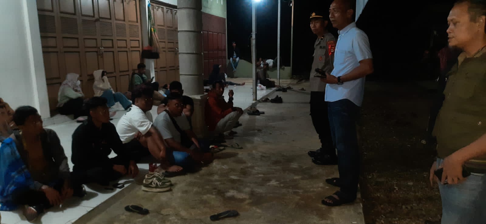 Kapolres Musi Rawas Instruksikan Pelayanan Maksimal, Kapolsek STL Ulu Terawas Cek Bus Rusak di Jalinsum