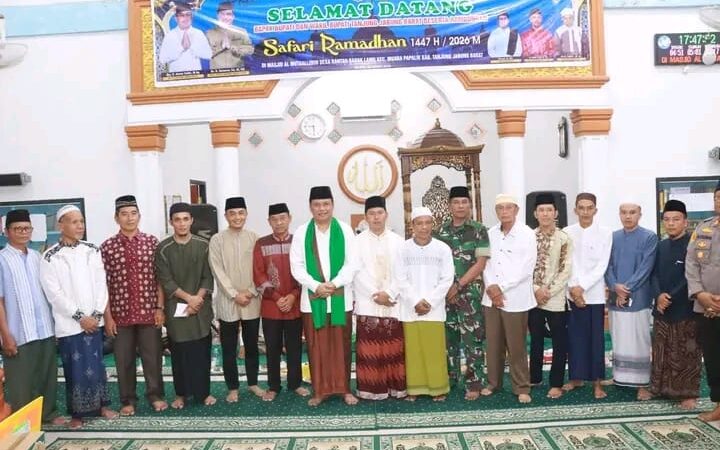 Pemkab Tanjab Barat Gelas Safari Ramadan di Desa Rantau Badak Lamo, Muara Papalik