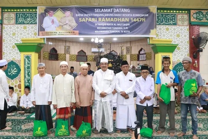 Pererat Silaturahmi, Pemkab Tanjab Barat dan UNJA Peringati Nuzulul Qur’an di Masjid Raya Al-Muttaqin