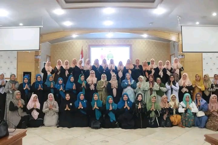 Wujudkan Kepedulian di Bulan Suci Ramadan, TP-PKK, GOW, dan DWP Tanjab Barat Gelar Aksi “Berkah Madani Berbagi”