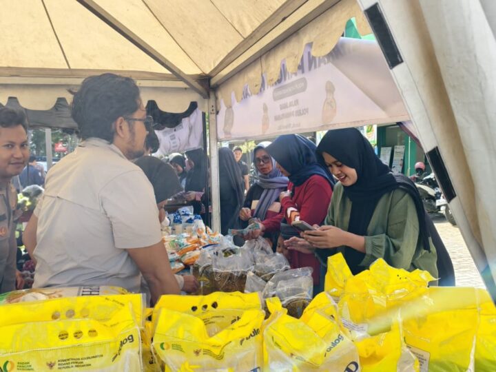 Bantu Stabilkan Harga Pangan Polres Pangandaran Gelar Gerakan Pangan Murah, yang Ke Dua kalinya menjelang idul Fitri 1447 H.