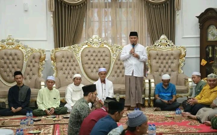 Pererat Silaturahmi Ramadan, Wabup Katamso Gelar Buka Puasa Bersama Warga di Rumah Dinas