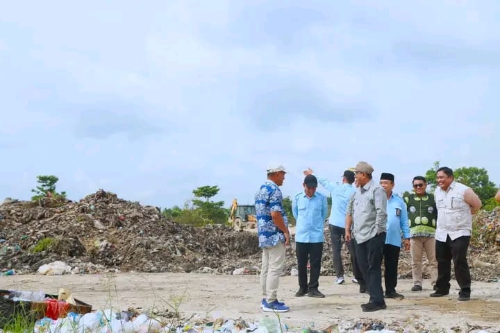 Bupati Anwar Sadat Tinjau TPA, Pengelolaan Sampah Tanjab Barat Makin Optimal