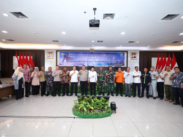 Asops Dankodaeral lX Hadiri Perayaan Jumat Agung, Paskah Kristus di Polda Maluku