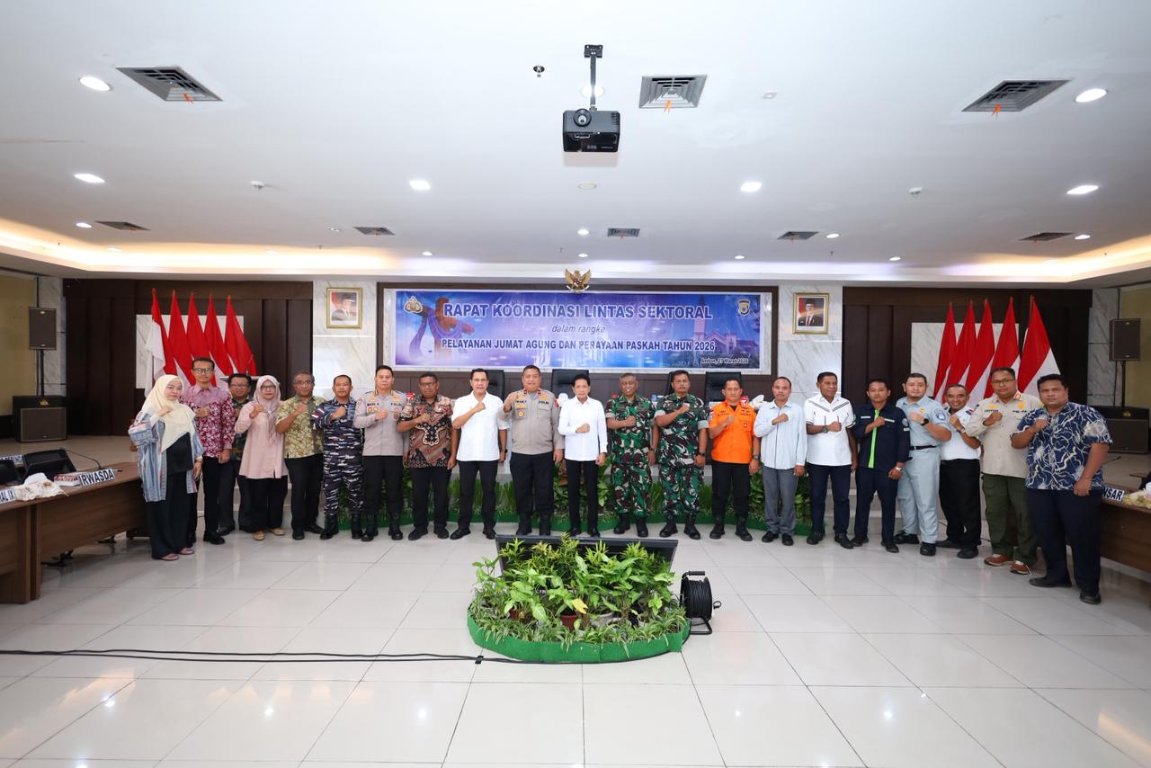 Asops Dankodaeral lX Hadiri Perayaan Jumat Agung, Paskah Kristus di Polda Maluku