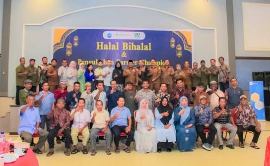 WABUP LABUHANBATU HADIRI HALAL BIHALAL & PENGUKUHAN FARMER CHAMPION HUB TAHAP III