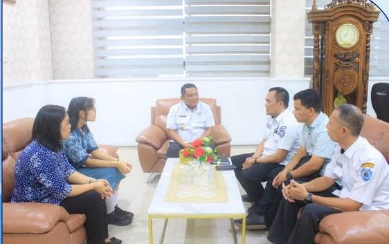 WABUP LABUHANBATU AJAK MASYARAKAT DUKUNG CATRINE GIECELA DI TOP 24 THE ICON INDONESIA