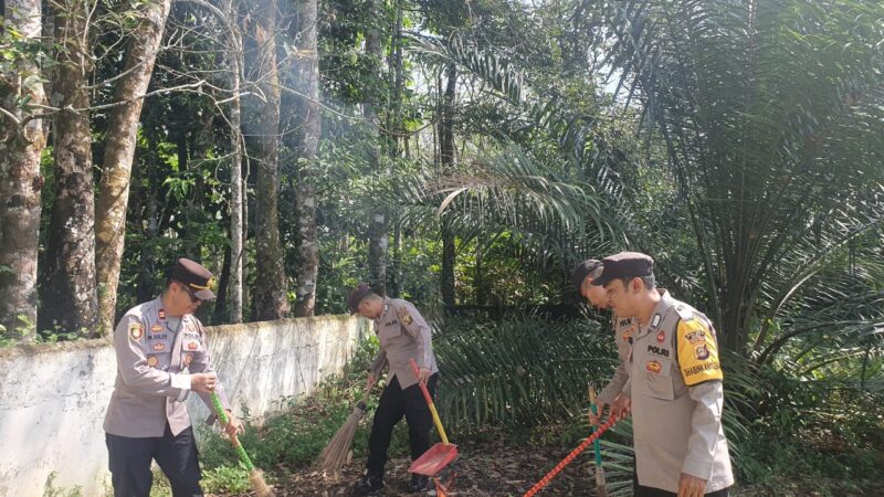 Wujudkan Lingkungan Ibadah yang Asri, Polres Musi Rawas Gelar Program “BELIDA” di 10 Gereja