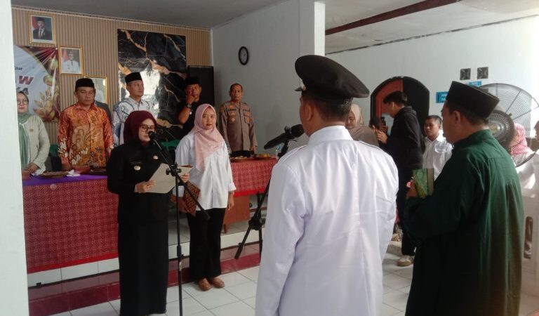 Jamaludin Resmi Dilantik Kepala Desa Sindangjaya Pejabat Antar Waktu