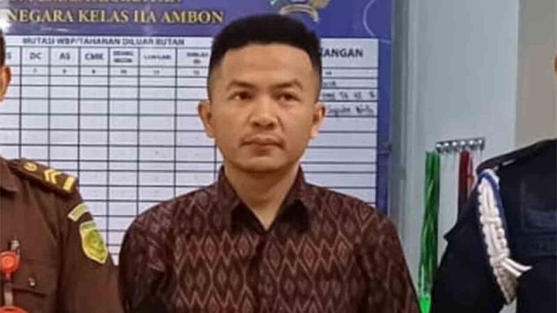 Bendahara Kejari SBT Tersandung Korupsi Rp798 Jt