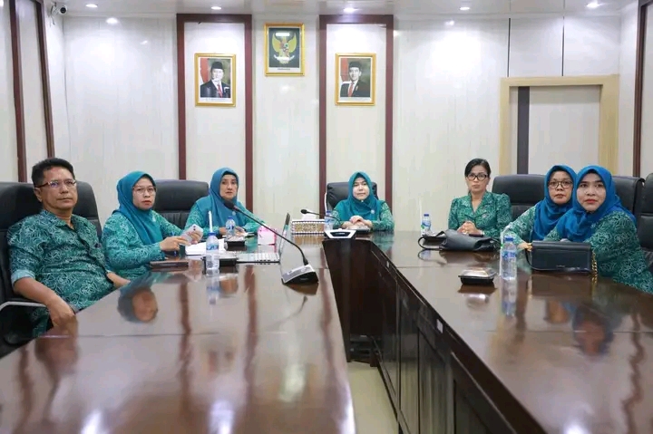 Ketua TP-PKK Tanjab Barat Ikuti Webinar Edukasi Gizi untuk Pencegahan Stunting