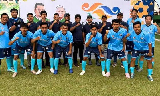 HANTAM LAWAN, NEWSROOM FC LABUHANBATU SEGEL TIKET SEMIFINAL PORWASU 2026