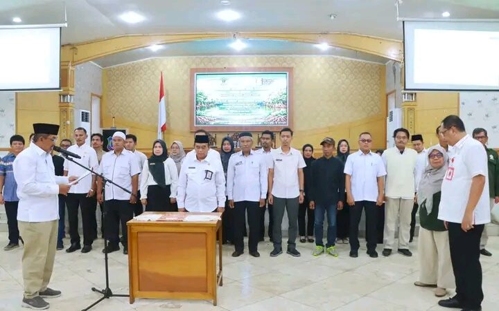 Bupati Anwar Sadat Kukuhkan KKMD, Dorong Regulasi Pengelolaan Mangrove di Tanjab Barat