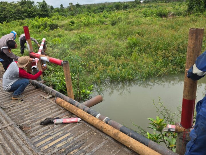 MENDUKUNG PROGRAM BELIDA KAPOLDA SUMSEL, POLRES MUSI RAWAS REVITALISASI JEMBATAN SUNGAI JERNIH