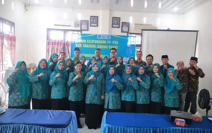 Hj. Fadhilah Sadat, S.H., Pimpin Forum Silaturahmi TP PKK di Tungkal Ilir, Dorong UMKM dan Potensi Lokal