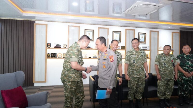 POLDA SUMATRA SELATAN MEMPERKUAT SINERGI POLRI DAN TNI,KOMITMEN UNTUK MENJAGA STABILITAS KEAMANAN NASIONAL