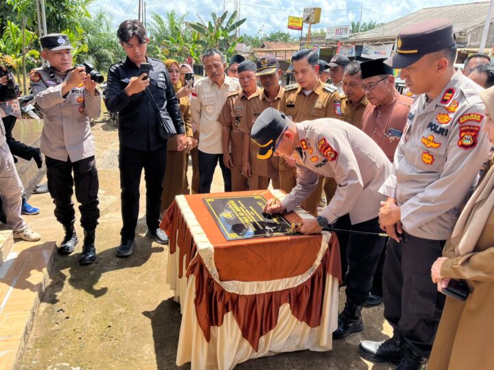 Kapolres Banyuasin, AKBP Risnan Aldino, S.I.K., M.Si., Memimpin Giat Sambang Kamtibmas di wilayah Hukum