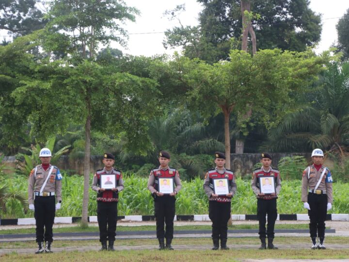 Polres Muratara Gelar Upacara PTDH Empat Personel, Kapolres Tegaskan Komitmen Penegakan Disiplin Tanpa Pandang Bulu