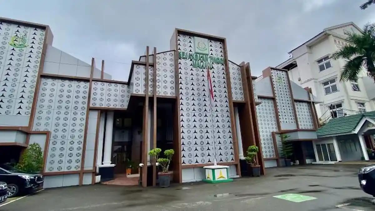 BRI Fiktif Batu Merah Satu Pejabat Bank Diperikasa 