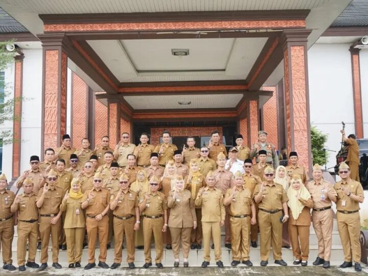 Pemkab Musi Rawas Gelar Apel Pagi, Dipimpin Langsung Bupati Hj Ratna Machmud 