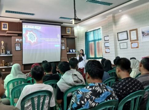 Kemenag Pangandaran Sosialisasikan Terkait Pentingnya Produk Halal kepada pegawai SPPG Karangsari