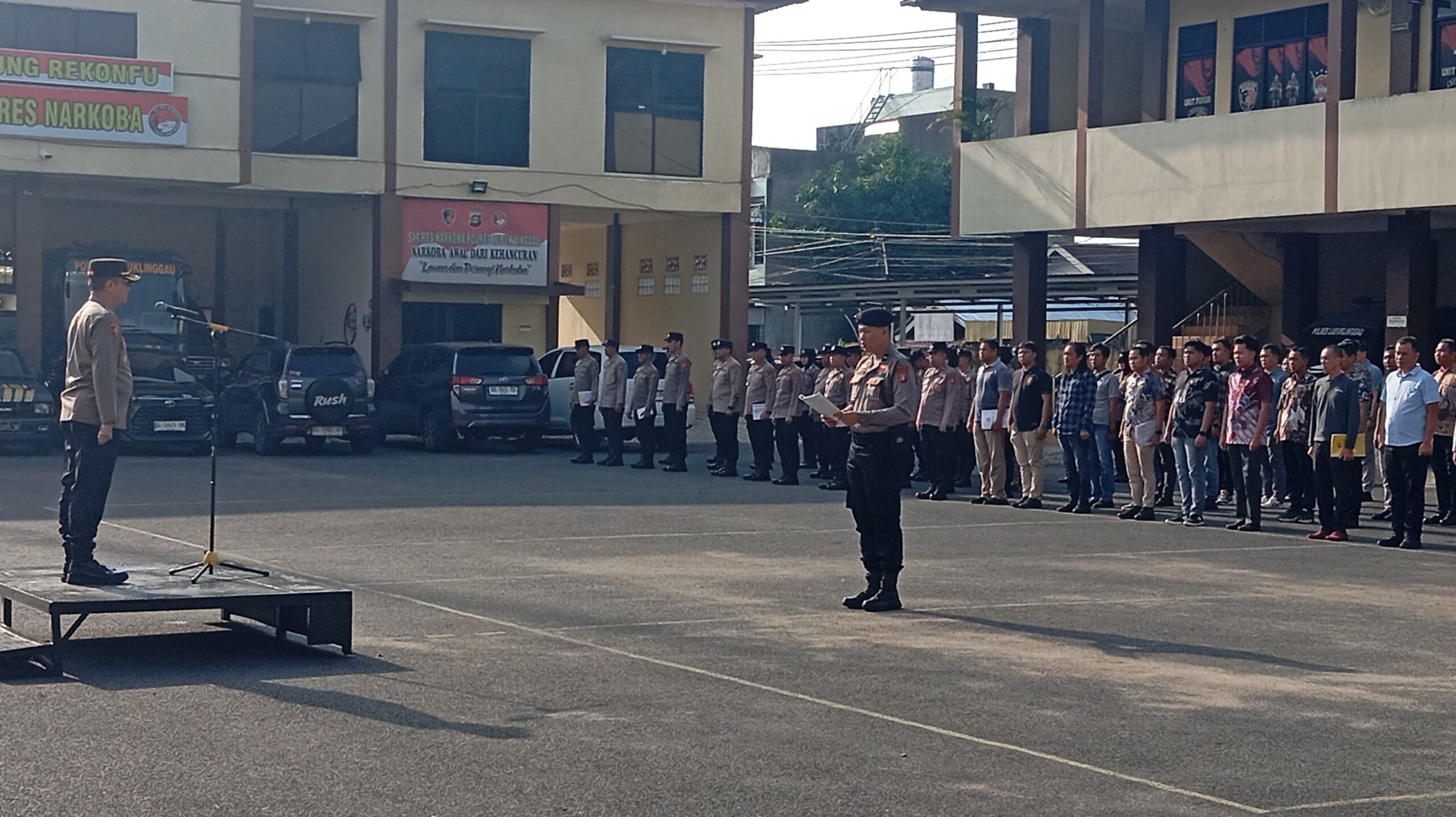 Pastikan Situasi Aman dan Tertib Peringatan Hari Buruh Internasional (Mayday), Polres Lubuk Linggau Menggelar Apel Siaga 