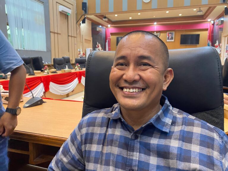 Upah Belum Dibayar Petugas Kebersihan Mogok Kerja 