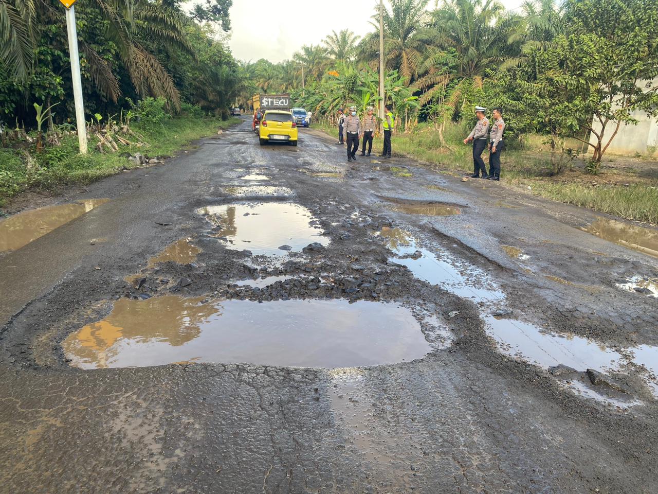 Pastikan Kondisi Jalan Nasional di Kabupaten Musi Rawas, Polres Musi Rawas Bersama Ditlantas Polda Sumsel Lakukan Survei Jalan