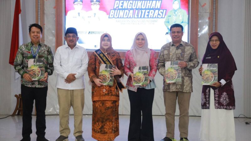 Bupati dan Bunda Literasi Tanjab Barat Luncurkan Buku Kuliner Khas Daerah pada Pengukuhan Bunda Literasi 2026