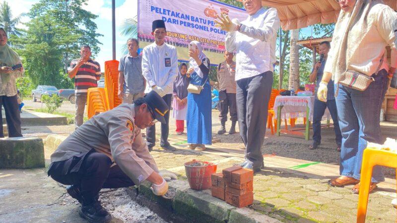 Polres Musi Rawas Bedah Rumah Warga Kurang Mampu di Muara Lakitan Wujudkan Asta Cita Presiden dan Sambut Hari Bhayangkara ke-80