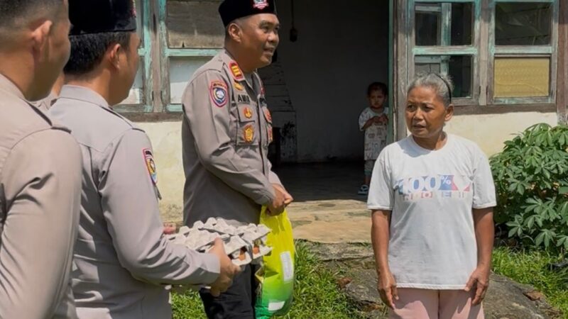 Sambut Hari Bhayangkara ke-80, Kapolres Musi Rawas Melalui Sat Binmas Gelar Jumat Berkah Berbagi