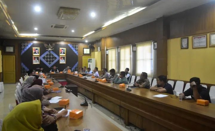 Asisten Pemerintahan dan Kesra, Agus Susanto Bersama OPD Rapat Penyambutan dan Pemulangan Jamaah Haji