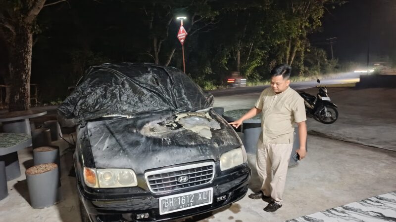 Polsek Lubuklinggau Utara I Dengan Sigap Menolong korban Mobil Kebakaran