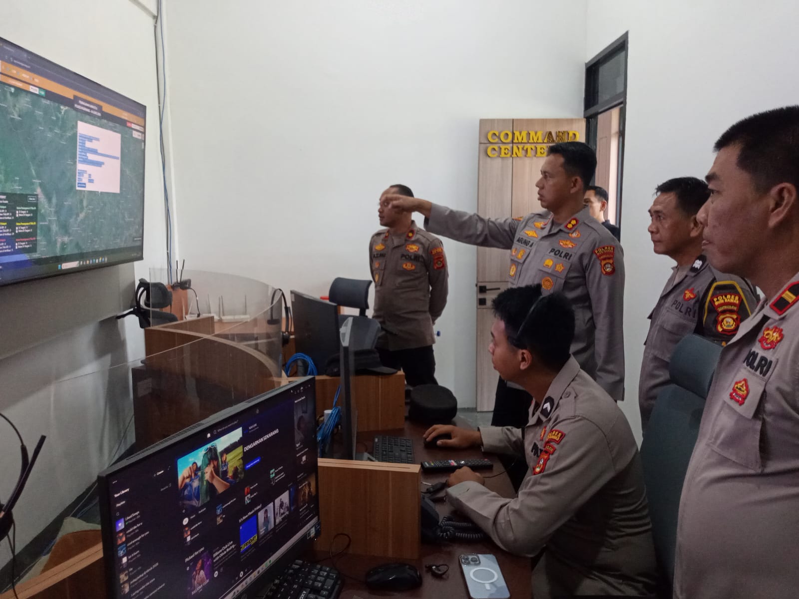 COMMAND CENTER LAYANAN COLL 110 INTENS PANTAU HOT SPOT DI MUSI RAWAS