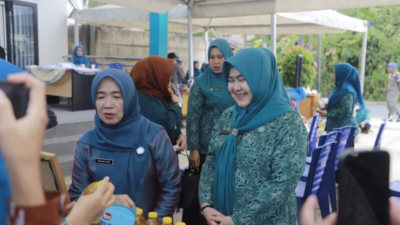 Gandeng PKK Provinsi, Ketua TP-PKK Tanjabbar Hj. Fadilah Sadat, S.H Geliatkan Potensi Rumah DILAN dan Kesejahteraan Warga