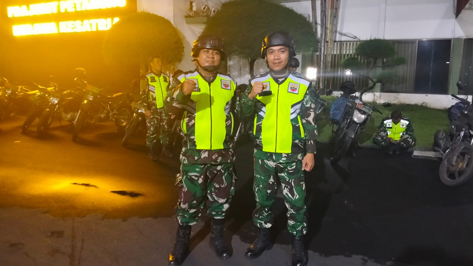 Babinsa Koramil 0201-03/MD Serda Ahmad Dan Serda Fasial, Melaksanakan Patroli Motoris Wujud Nyata Jaga Keamanan Wilayah