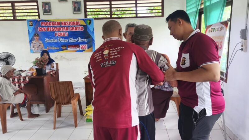 Sentuhan Kemanusiaan Polri, Kapolres Musi Rawas Salurkan Bantuan dan Cek Kesehatan di Panti Jompo Harapan Kita, Dalam Rangka Hari Bhayangkara ke-80