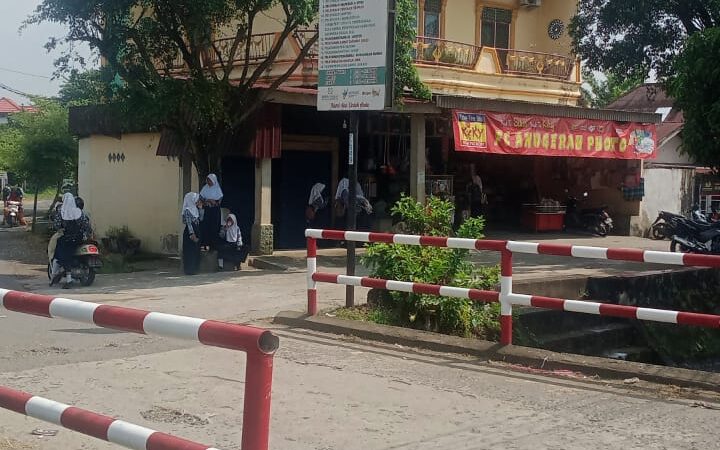 Wujud Nyata Bakti Polri, Polres Musi Rawas Hadirkan Wajah Baru Jembatan Merah Putih demi Kenyamanan Masyarakat