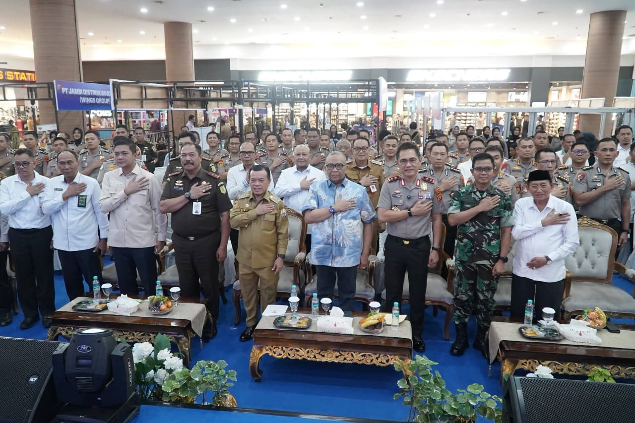 Hadiri Bhayangkara Presisi Job Fair dan Bazar UMKM 2026, Bupati Anwar Sadat Dukung Program Perluasan Lapangan Kerja dan Pemberdayaan UMKM