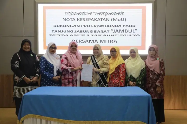 Bunda PAUD Hj. Fadhilah Sadat, S.H. Inisiasi Program JAMBUL, Wujudkan Masa Depan Anak Suku Duano yang Berkualitas dan Unggul