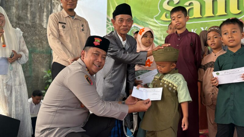 MOMENTUM SAKRAL BULAN MUHARRAM 1448 HIJRIAH,POLRES LUBUK LINGGAU BERSAMA YAYASAN PONDOK AL-FATIH MENYALURKAN SATUNAN KEPADA ANAK YATIM PIATU SERTA DHUAFA