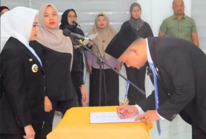 Langkah Penyegaran Birokrasi, Bupati Maya Hasmita Lantik 52 Pejabat Baru