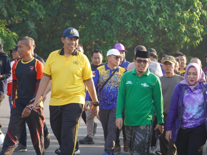 Sinergi Polres Musi Rawas, Stakeholder, dan Warga dalam Jalan Sehat Hari Bhayangkara ke-80