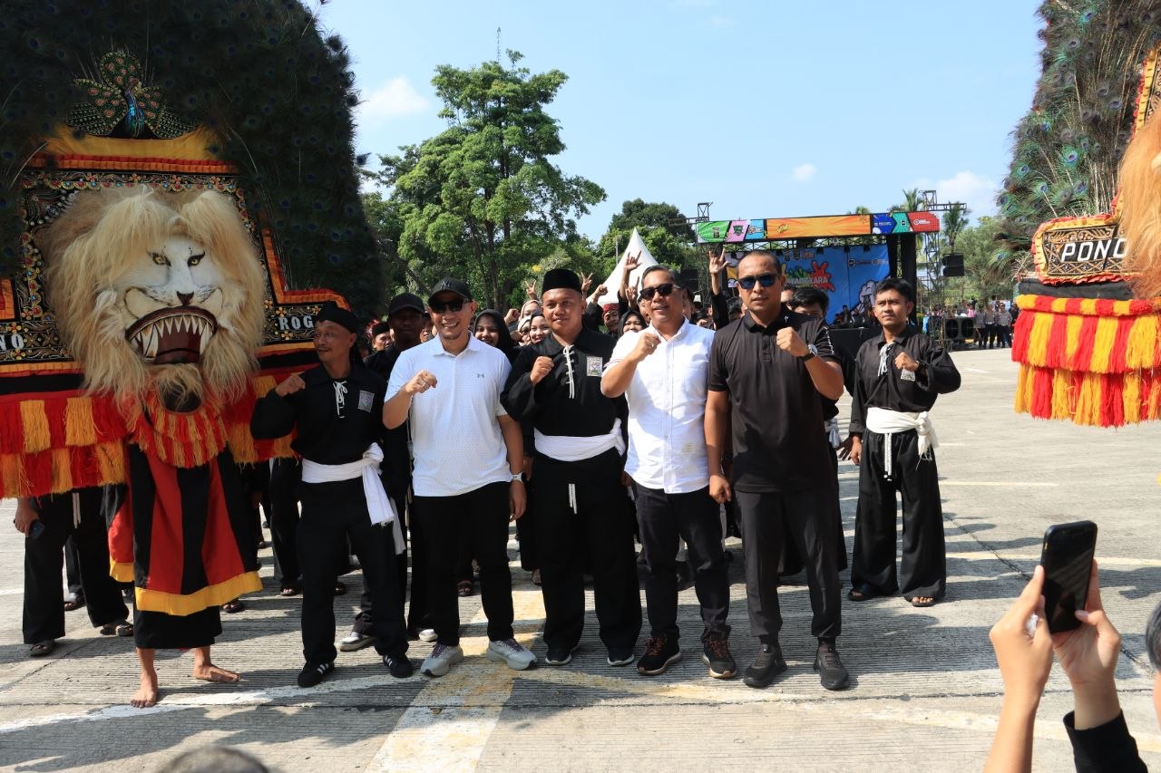 BHAYANGKARA EXPERSIA KE 80,POLRES LUBUK LINGGAU MERANGKUL GENERASI MUDA DENGAN RUANG KREATIVITAS DAN PRESTASI.