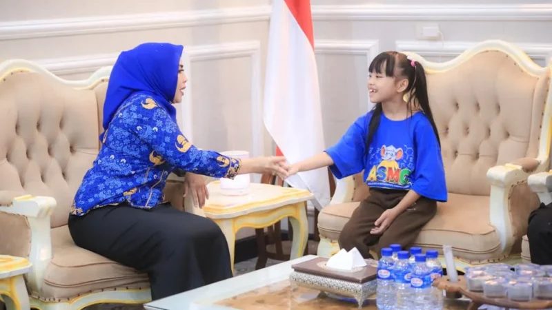 Wakili Indonesia, Bocah Genius Asal Labuhanbatu Caroline Cicilia Raih Emas Olimpiade Asia