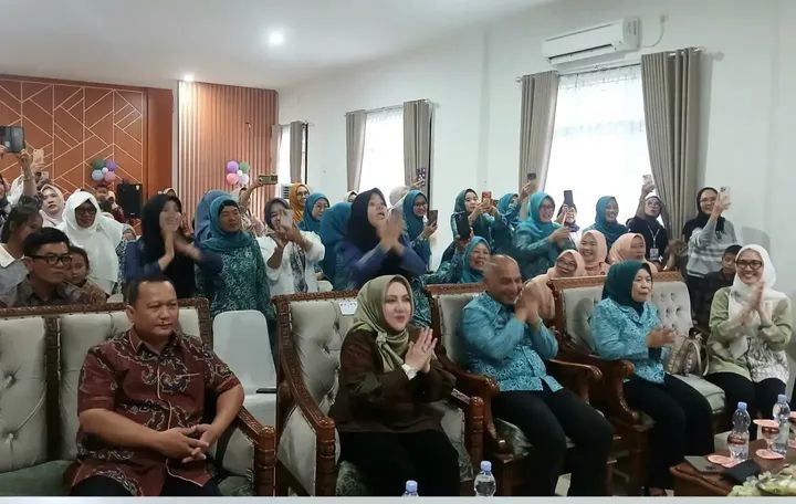 Hj Ratna Machmud, Bupati Musi Rawas Buka Secara Langsung Balita Indonesia Tingkat Kabupaten Musirawas