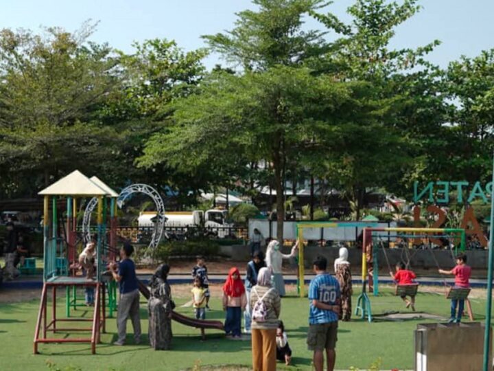 Plt. Bupati Bekasi Tinjau Penataan Taman Sehati, Siapkan Ruang Publik Modern untuk Dorong UMKM dan PAD