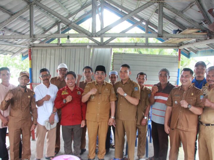 Respons Cepat Keluhan Warga, Bupati Anwar Sadat Tinjau Dermaga Apung Ambruk di Tanjung Senjulang, Perbaikan Segera Dilakukan