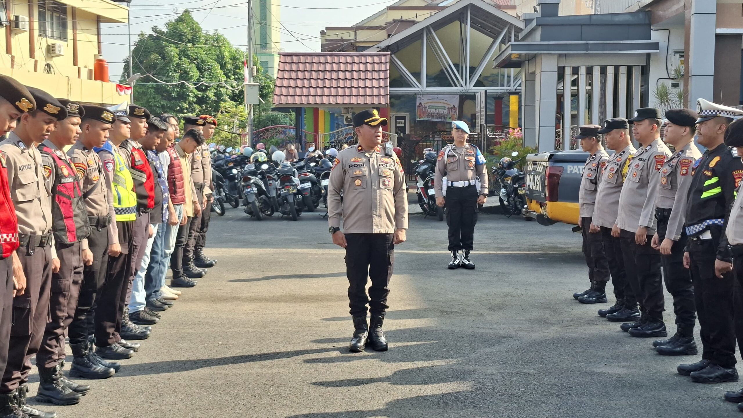 POLRES LUBUK LINGGAU MEMASTIKAN SITUASI KAMTIBMAS UNTUK MENINGKATKAN KUALITAS PELAYANAN PUBLIK.